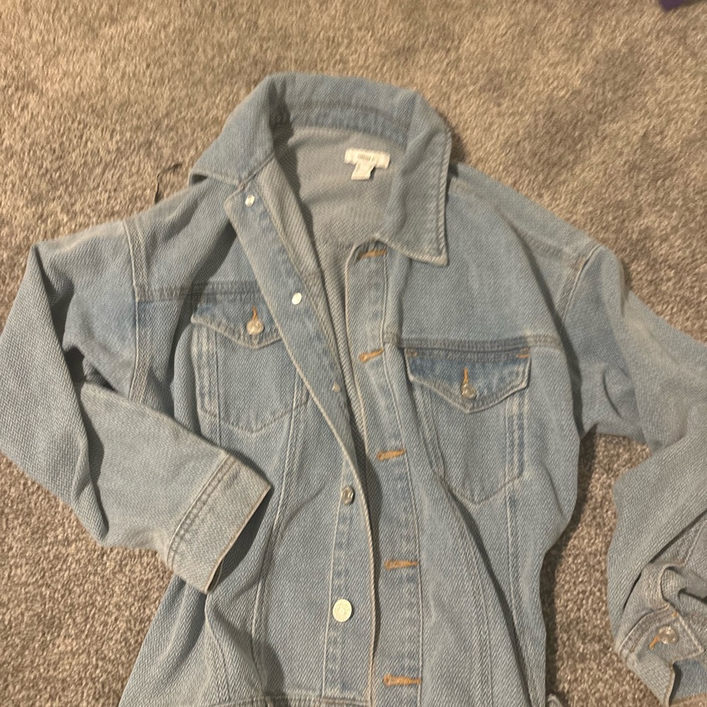 Beautiful oversized Xs forever 21